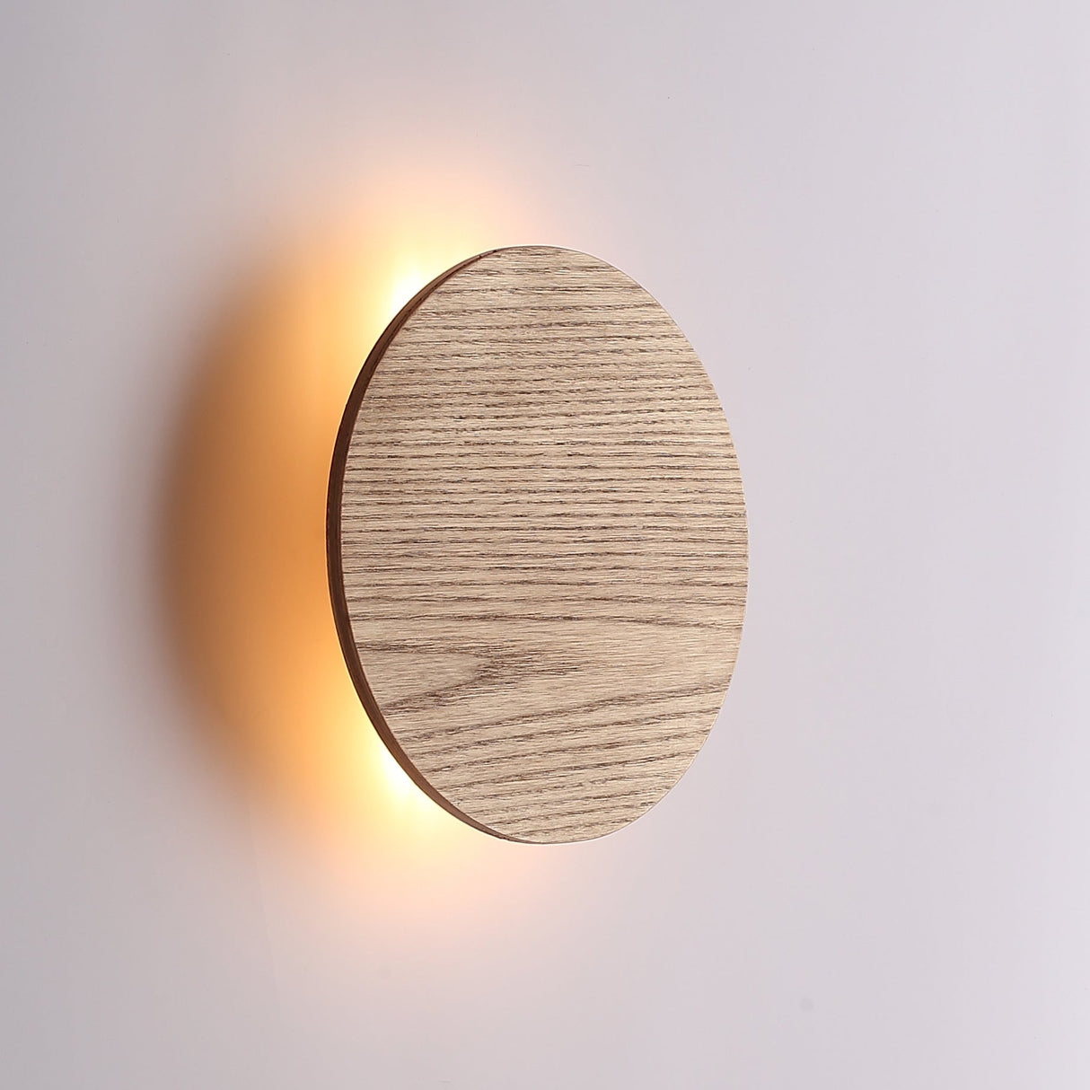 Lori Vägglampa Ø20 Trä-Lampconcept.se