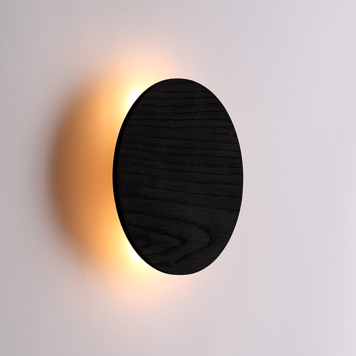 Lori Vegglampe Ø20 Svart Tre