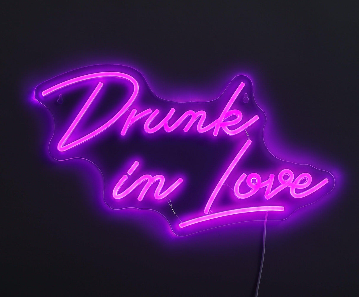 Drunk In Love Neon Vägglampa-Lampconcept.se