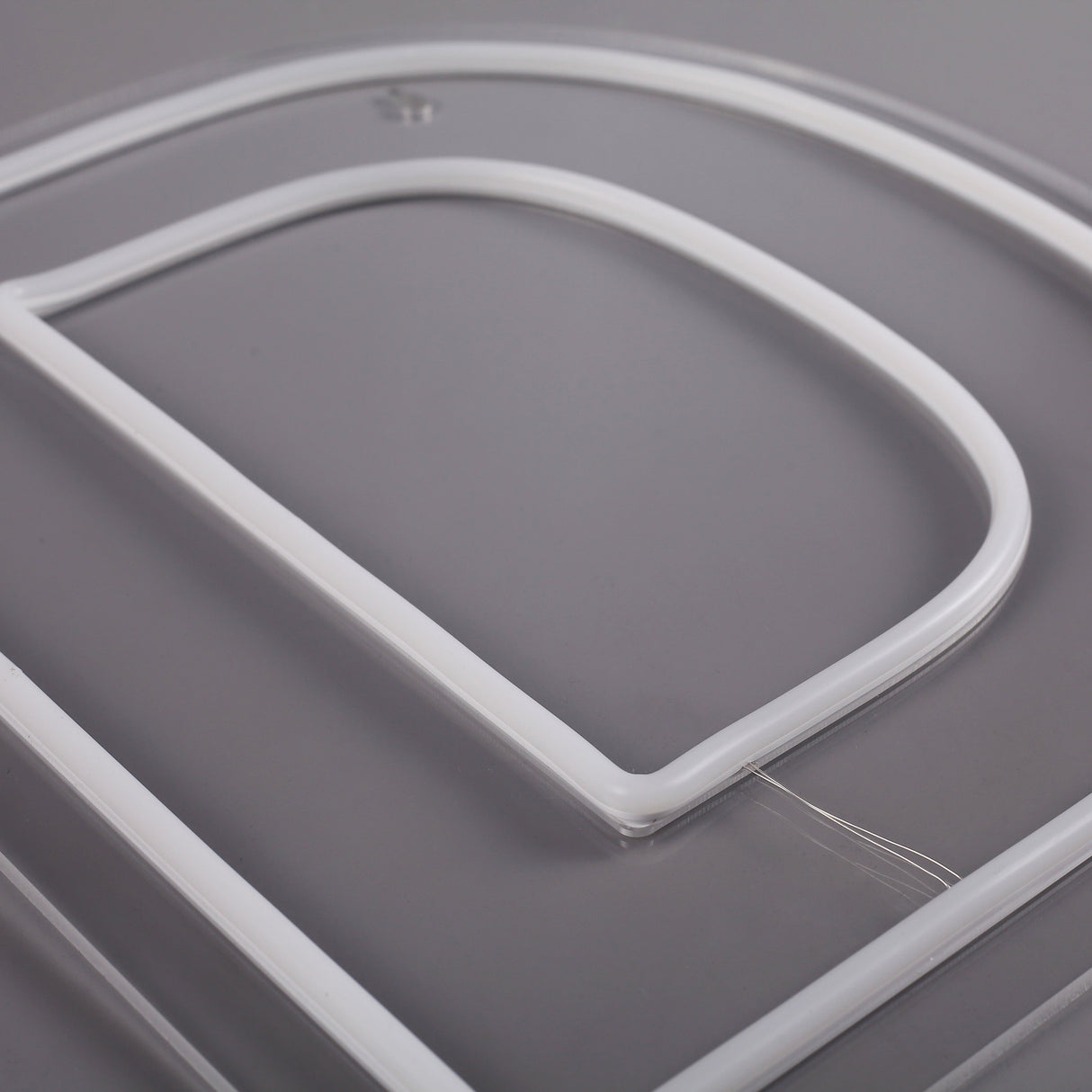 Bokstav D Neon Vegglampe