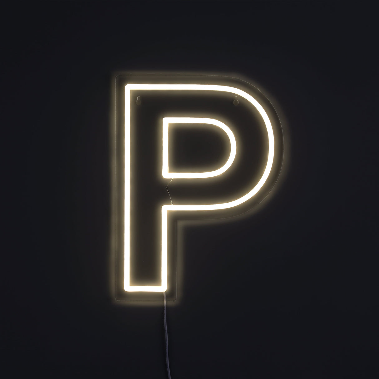 Bokstav P Neon Vegglampe