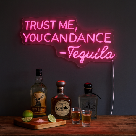 Trust Me You Can Dance Neon Vegglampe Rosa
