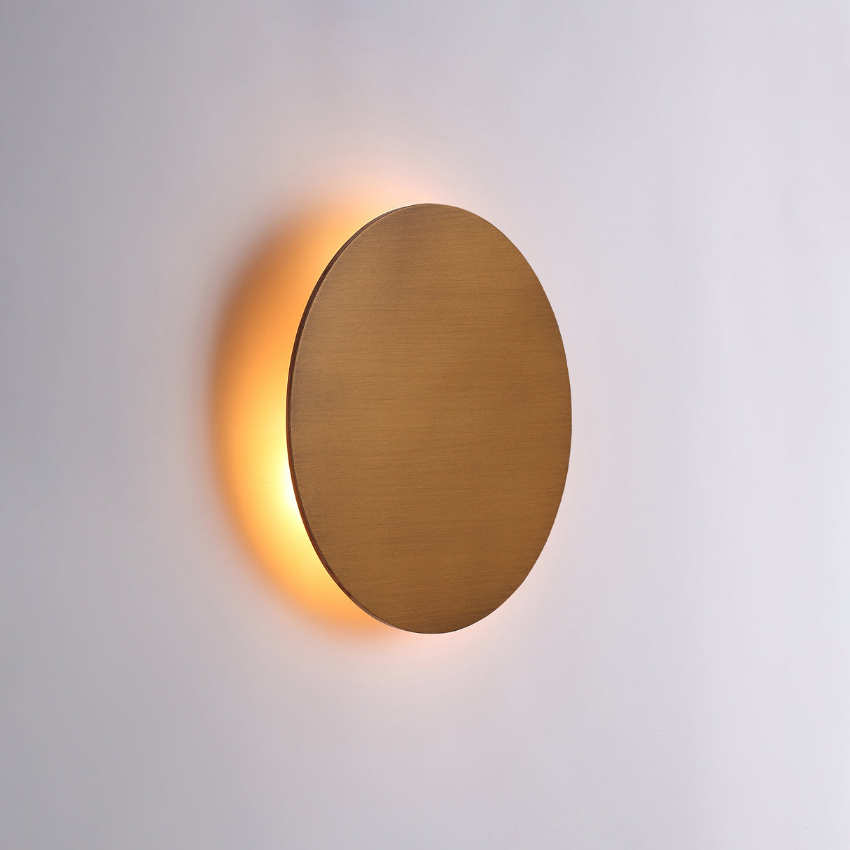 Lori Vegglampe Ø20 Messing