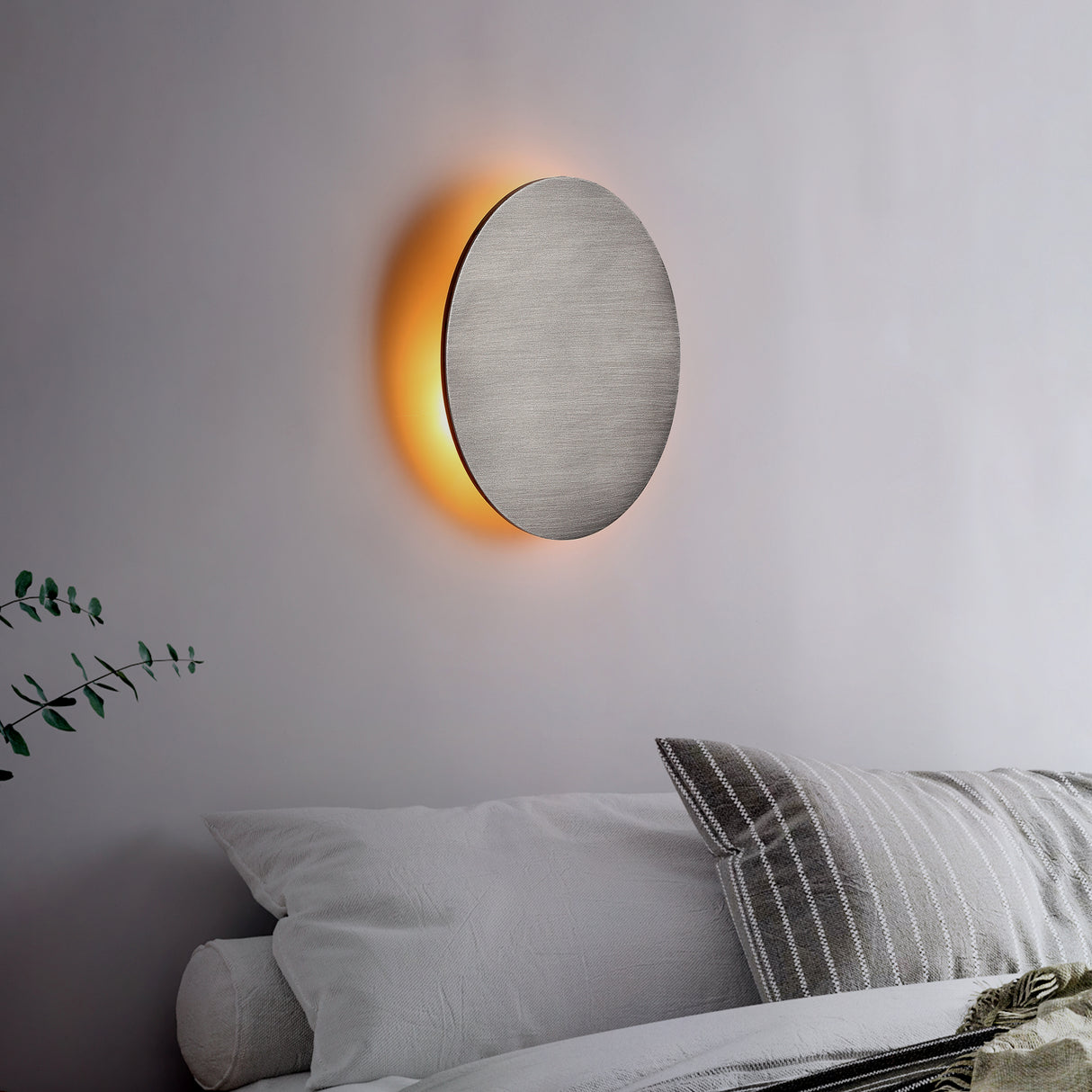 Lori Vegglampe Ø40 Titanium