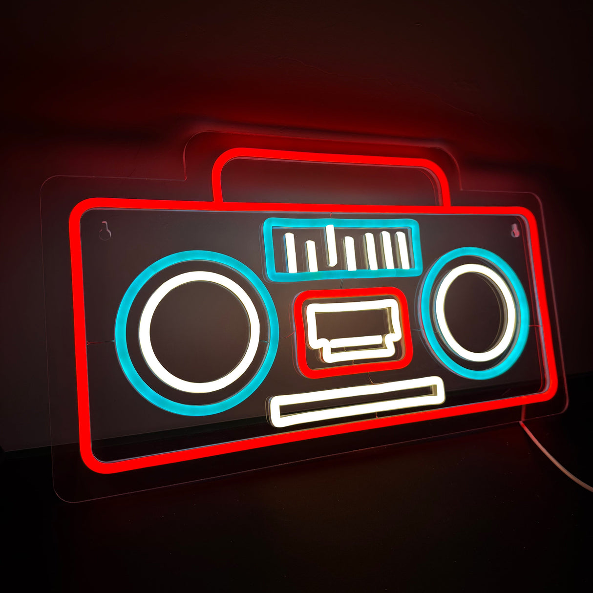 Radio Neon Vegglampe