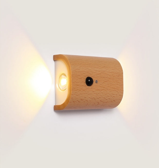 Erb Trådløs Vegglampe Lys Bjørk