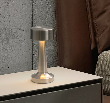 Verona LED Sladdlös Bordslampa Krom-Lampconcept.se