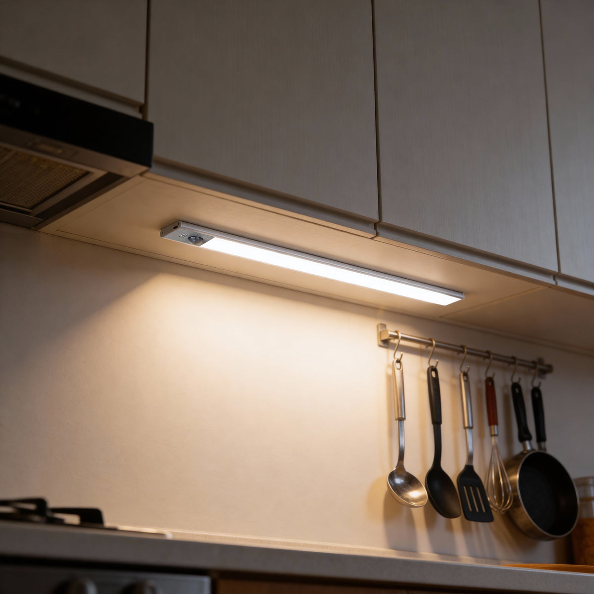 EasyBeam Trådløs Skaplampe med Sensor 50cm