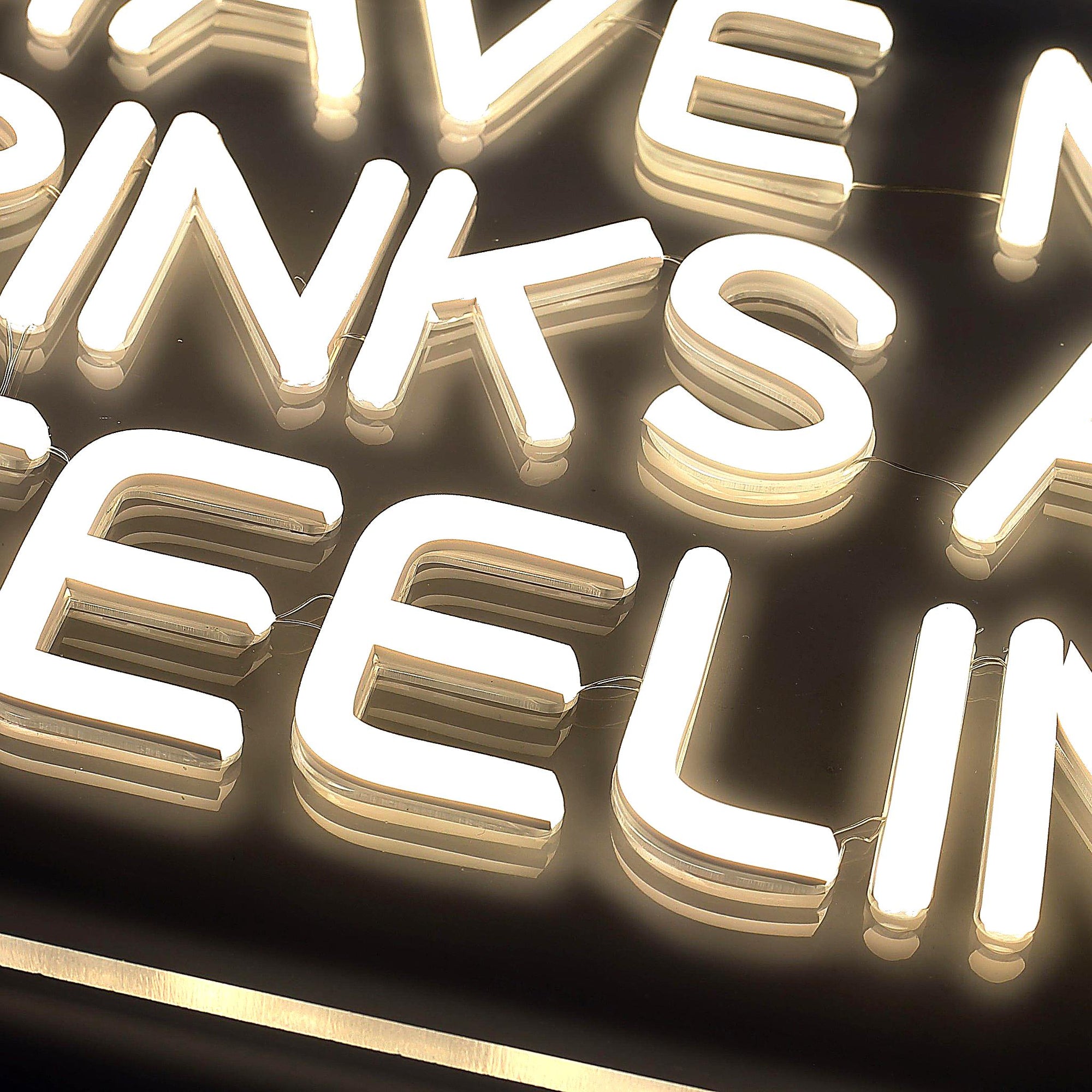 I Have Mixed Drinks About Feelings Neon Vegglampe