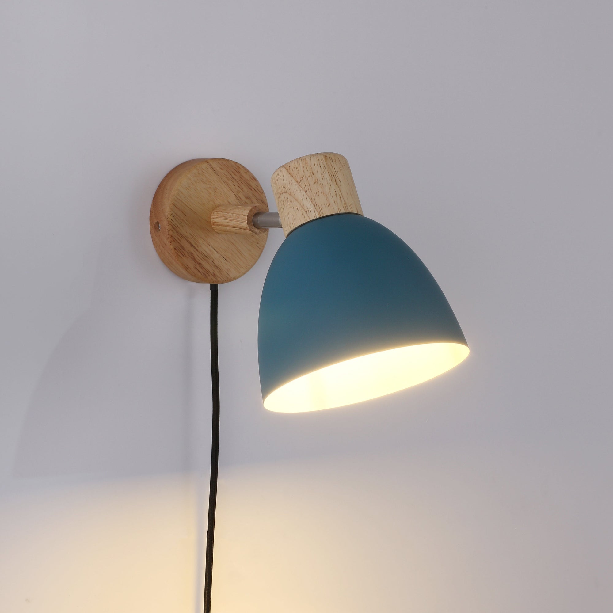 Pino Vegglampe