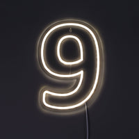 Tall 9 Neonskilt