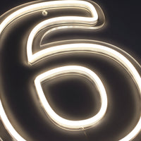 Tall 6 Neonskilt