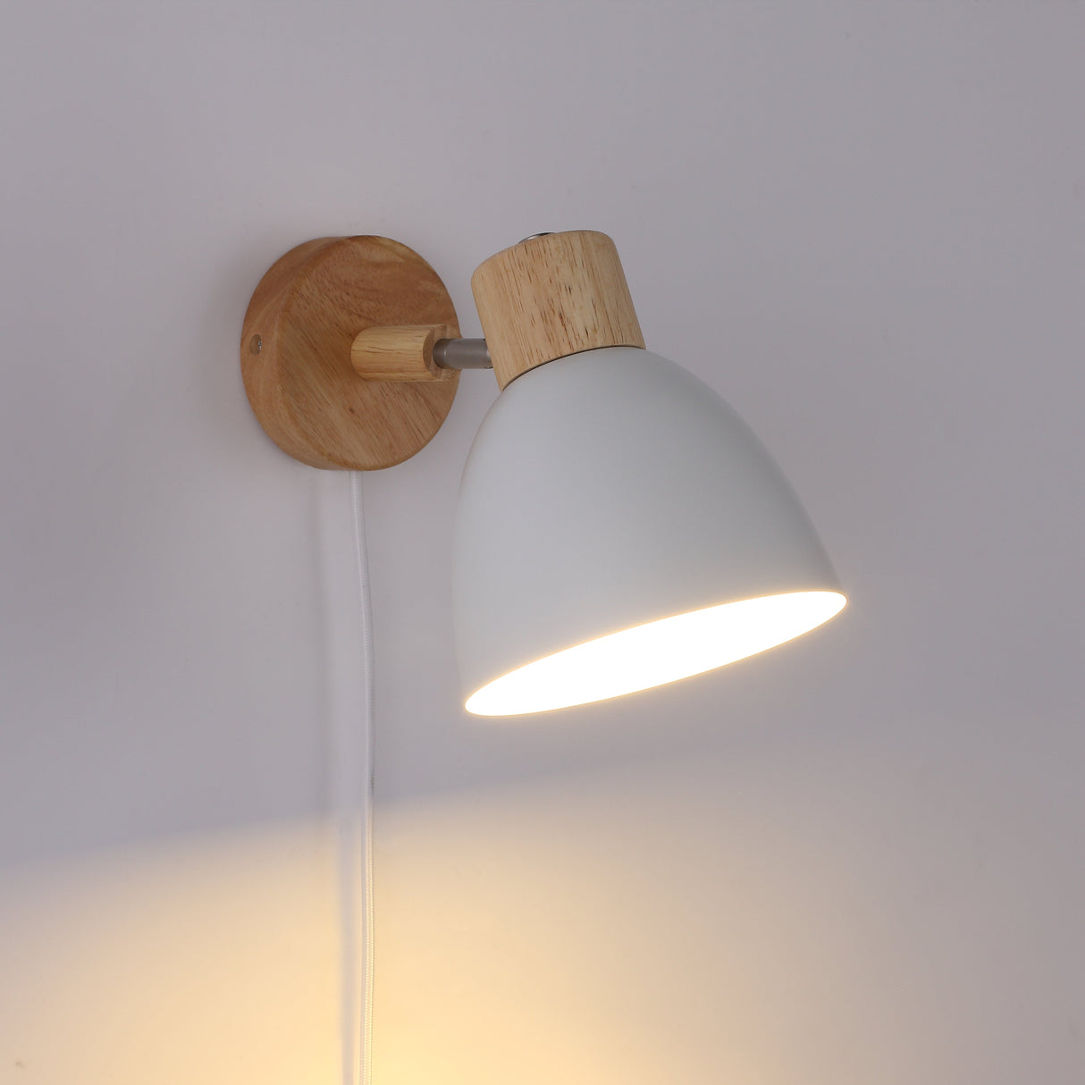 Pino Vegglampe Hvit