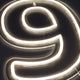 Tall 9 Neonskilt