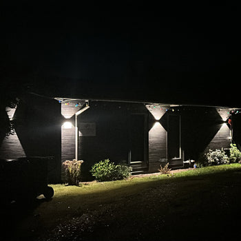 XL utendørs LED-vegglampe IP54 20 W – svart