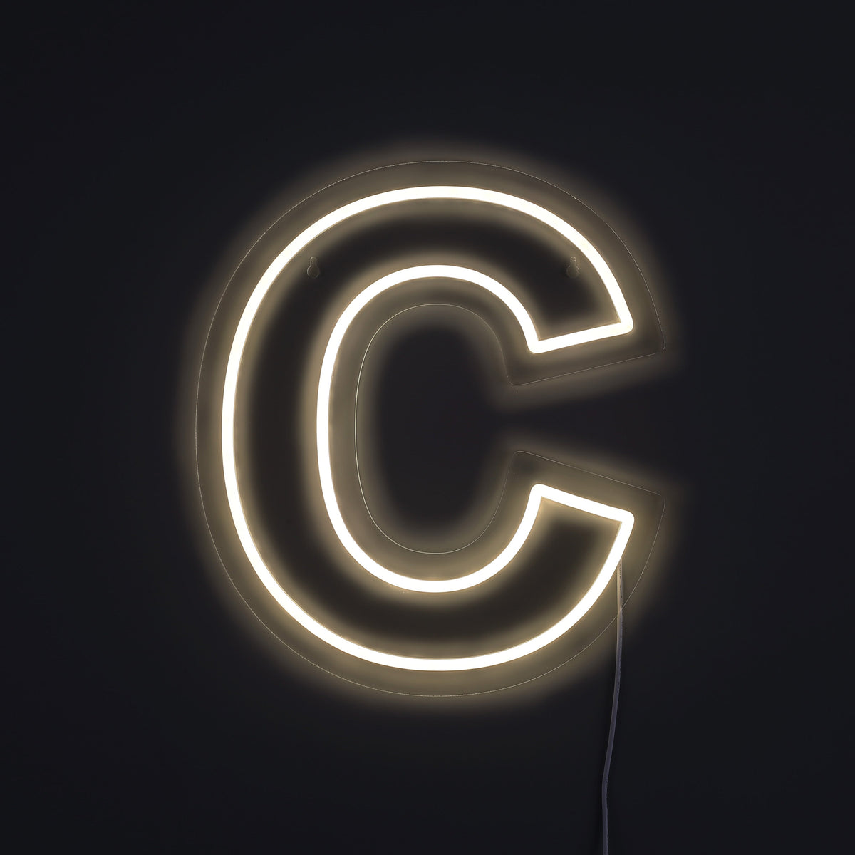 Bokstav C Neon Vegglampe