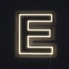 Bokstav E Neon Vegglampe