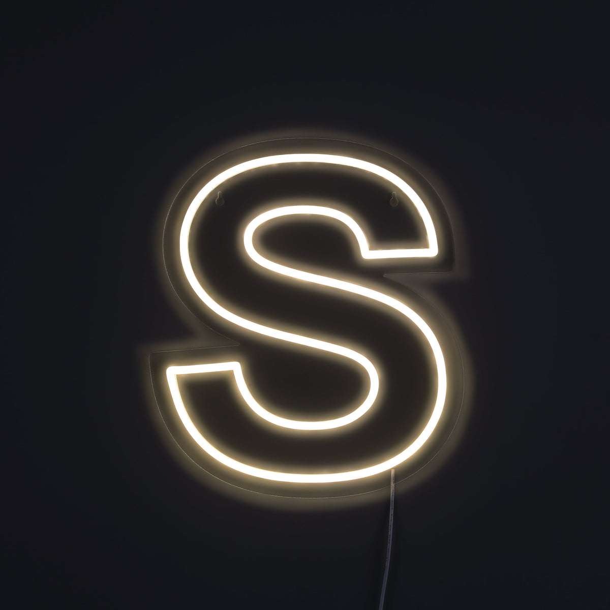 Bokstav S Neon Vegglampe