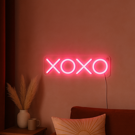 XOXO Neon Vegglampe