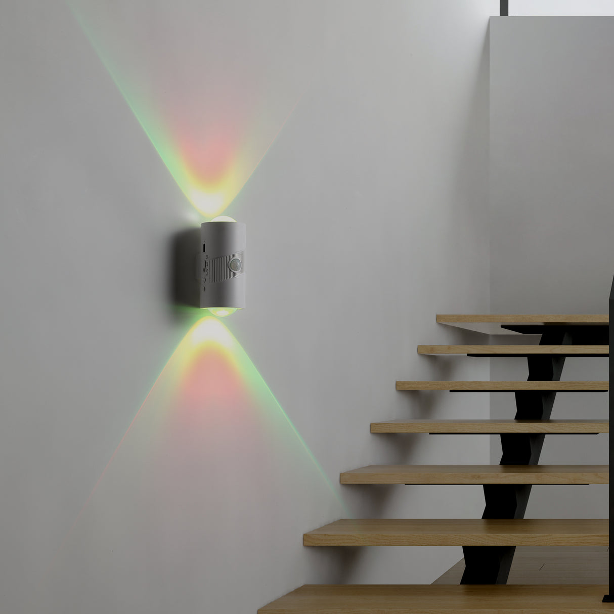 Daisy Trådløs Sensorlampe Hvit RGB