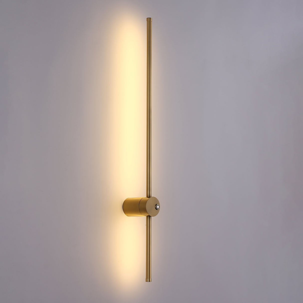 Retta LED Vegglampe Messing 80cm