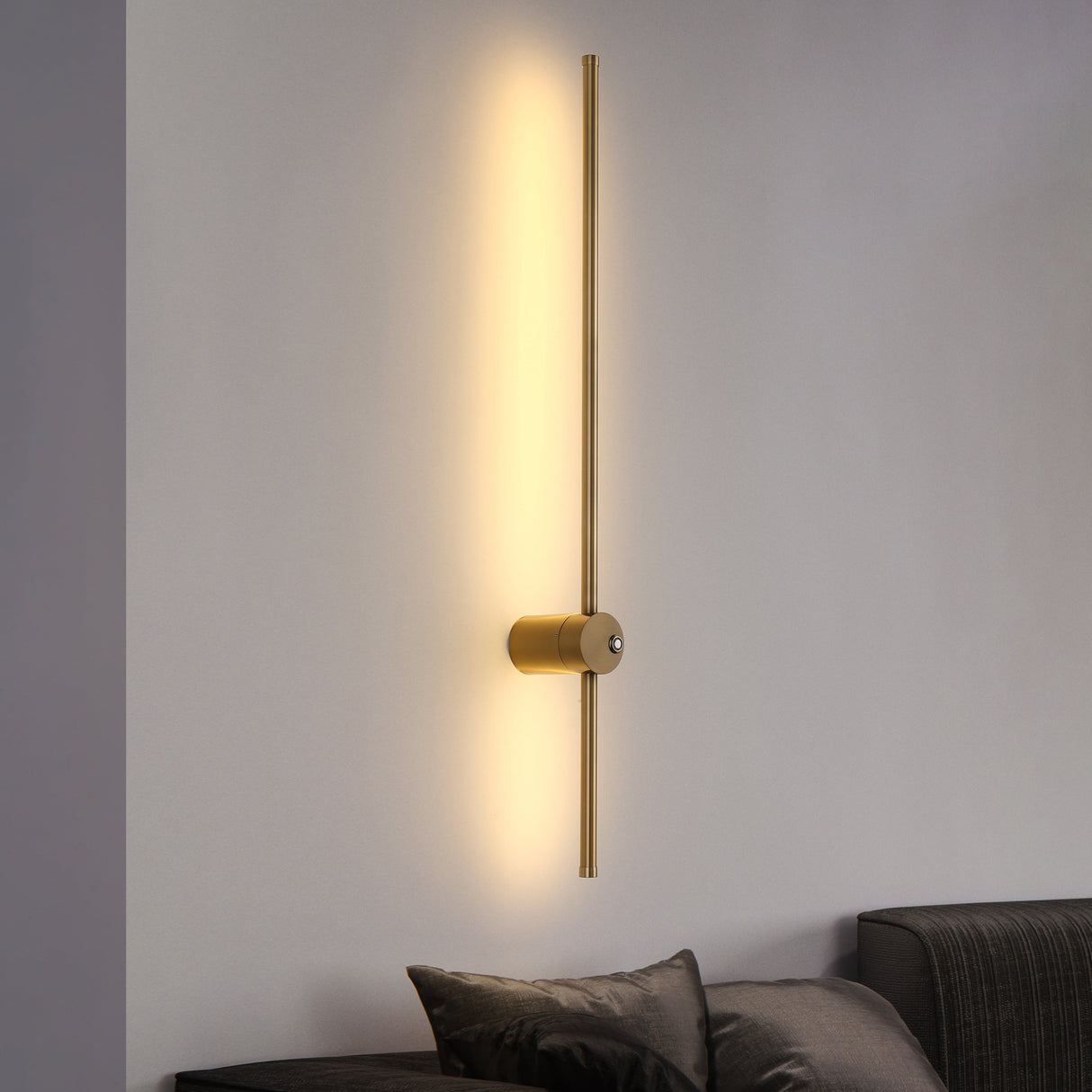 Retta LED Vegglampe Messing 80cm