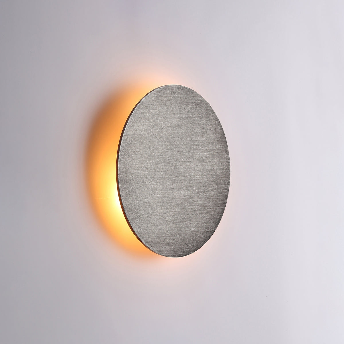 Lori Vegglampe Ø20 Titanium