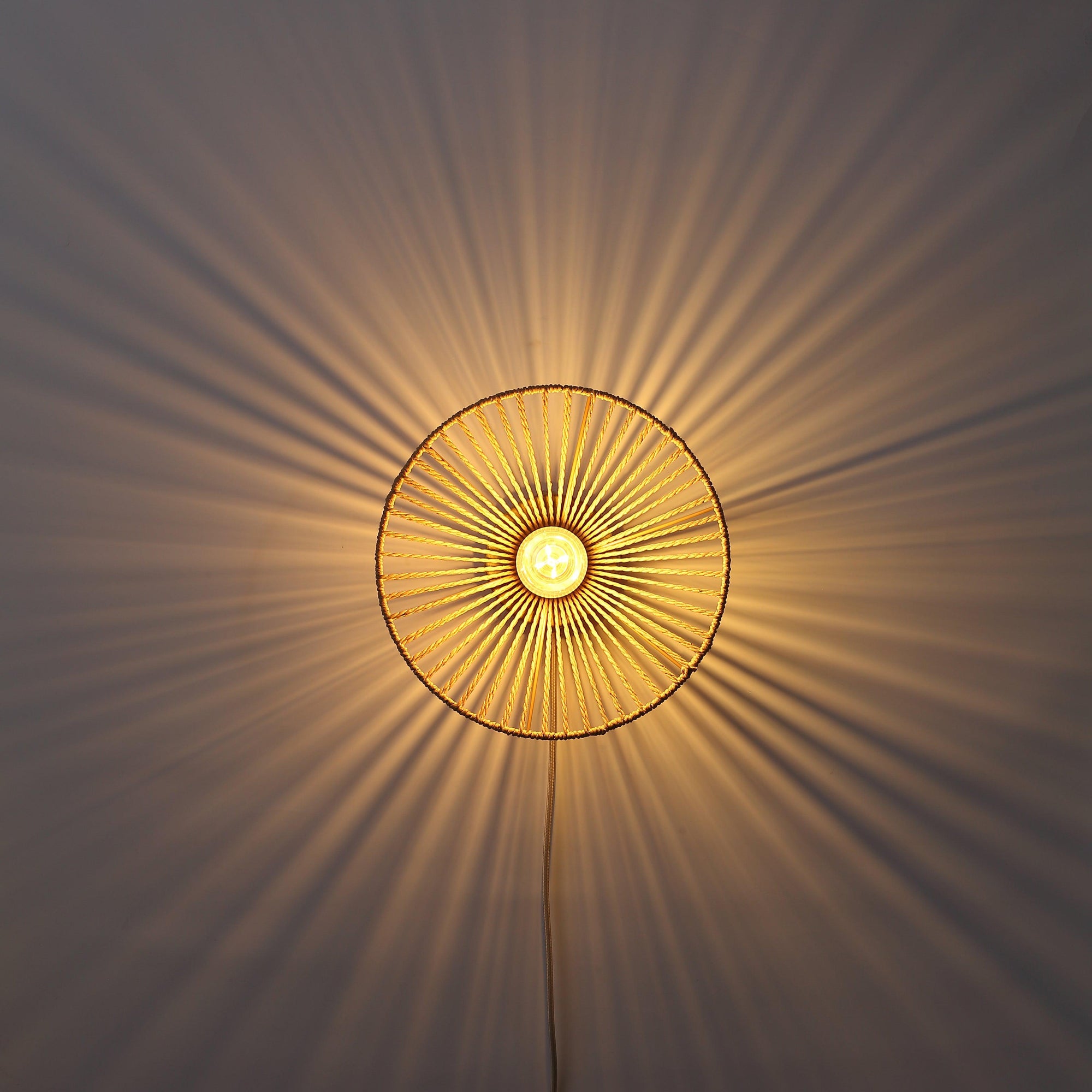 Wave Vägglampa Ø30-Lampconcept.se