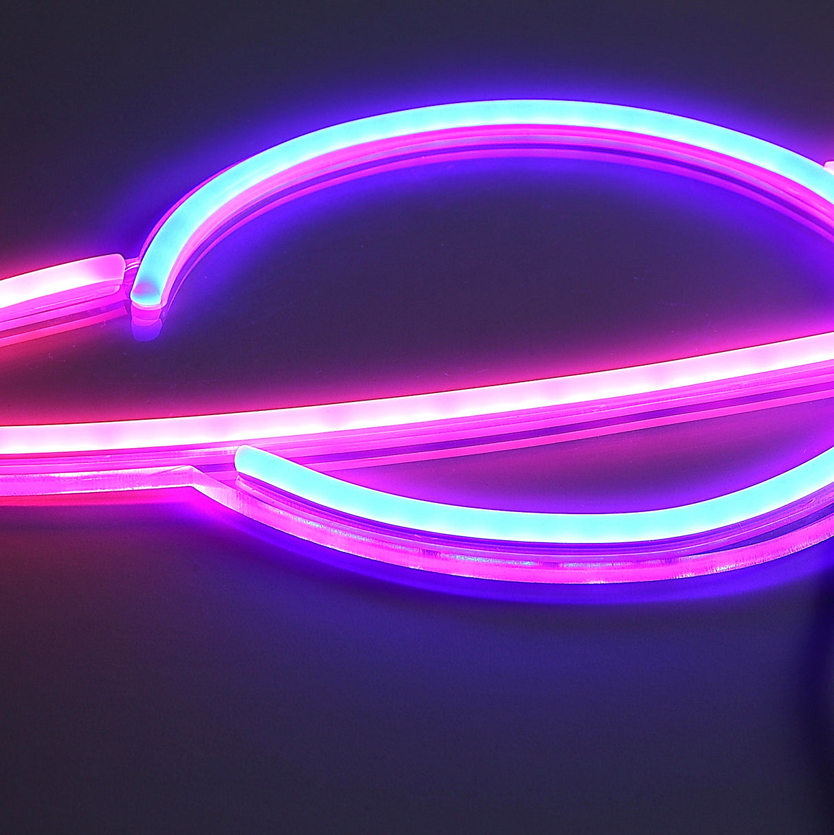 Saturn Neon Vegglampe Blå/Rosa