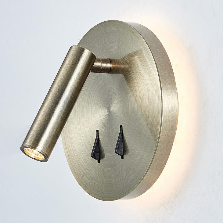 Nelly LED Vägglampa Borstad Mässing-Lampconcept.se