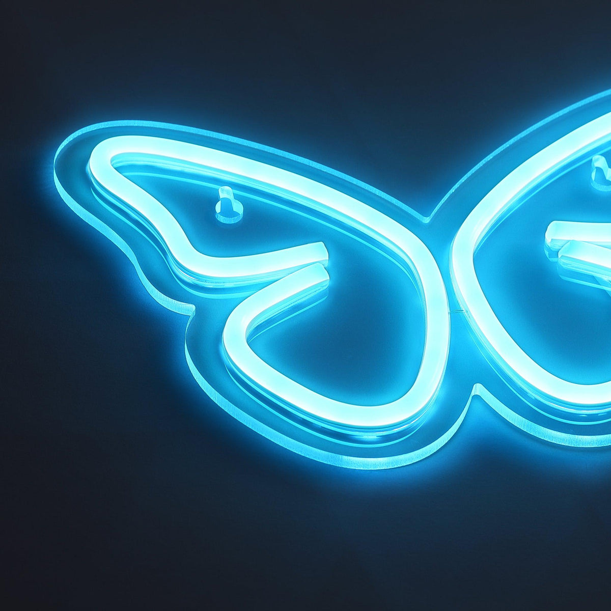 Butterfly Neon Vägglampa Ljusblå-Lampconcept.se