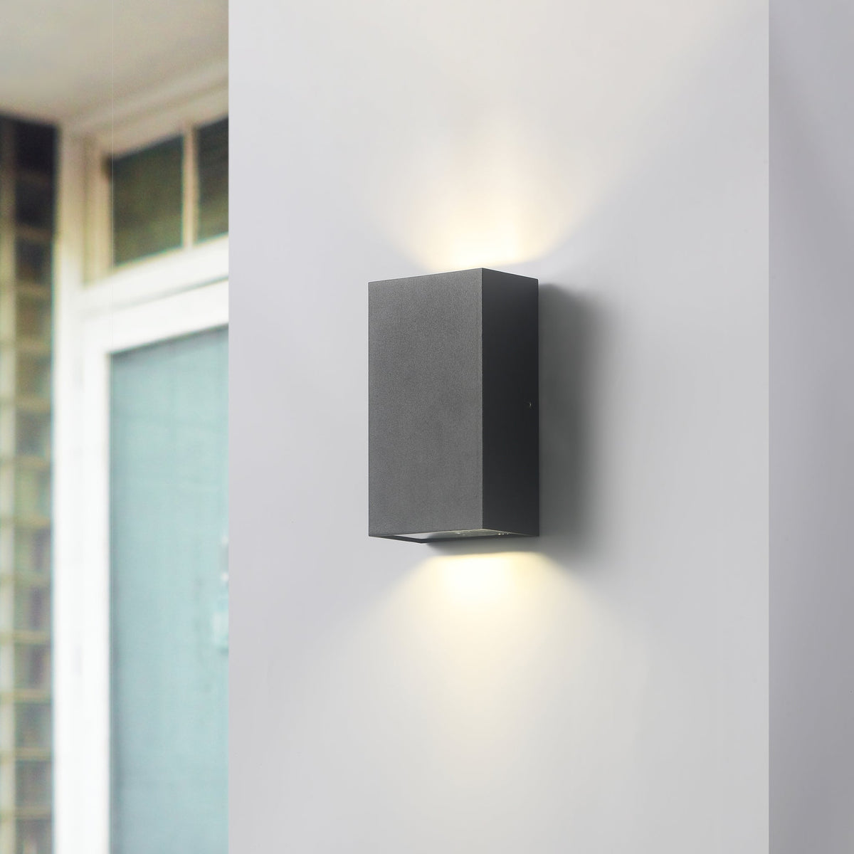 LED Vägglampa Utomhus H16cm IP65 6W Svart-Lampconcept.se