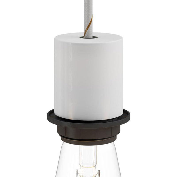 Lamphållare E27 Med Ring Vit-Lampconcept.se